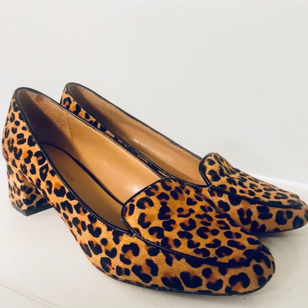 Banana Republic low block  leopard print heels 🐱